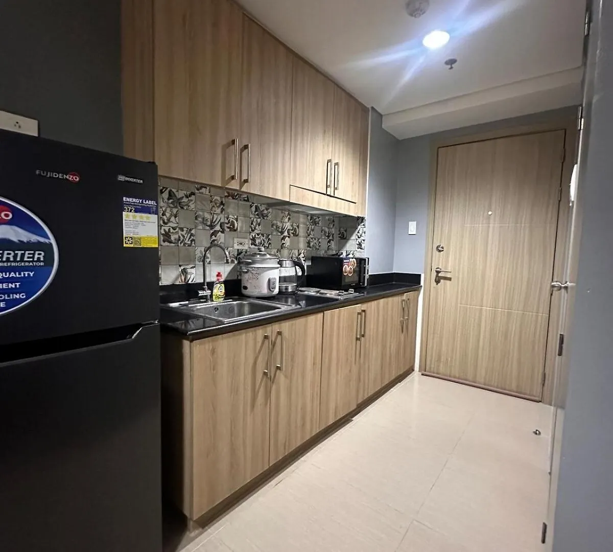 Apartment Richnells Staycation In Shore By Bazte Manila